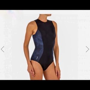 One piece swimsuit, size S